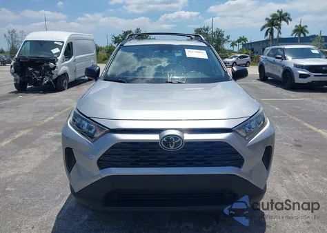 2019 Toyota Rav4 Xle из США, поврежденный, VIN JTMW1RFV2KD024228